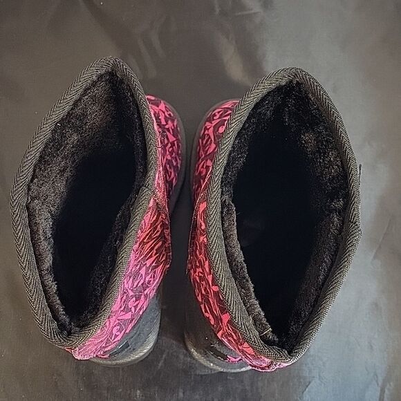 BRAND NEW PLAYBOY BUNNY UGG STYLE WOMEN"S SLIP ON BOOT - Picture 6 of 13